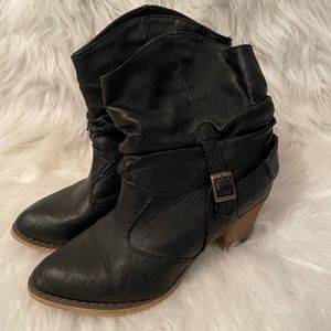 Size 7 Wet Seal Black Short Boots With Heel